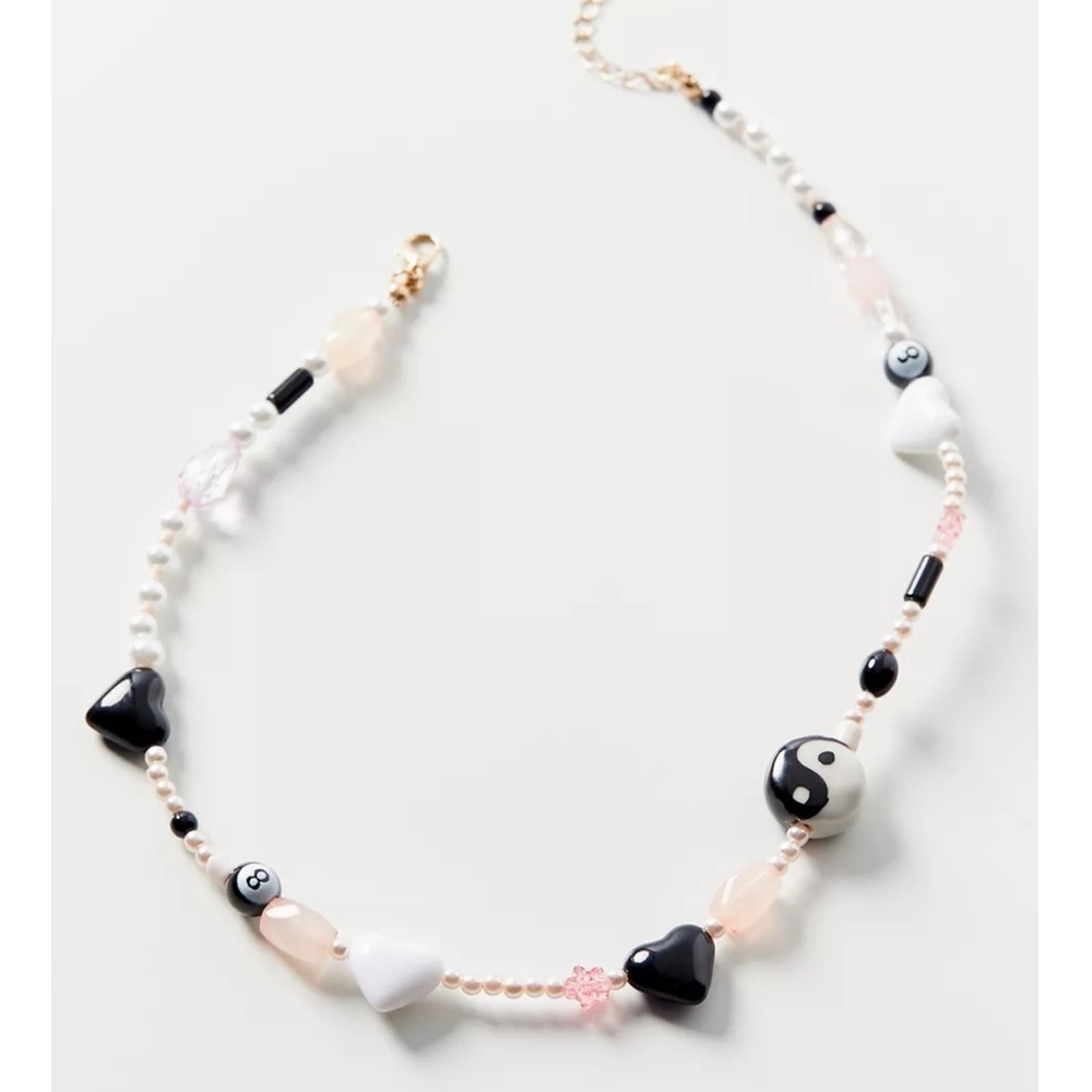 Urban Outfitters Necklace Charms Daria Yin Yang Pool Hearts New With Tags - Picture 8 of 8